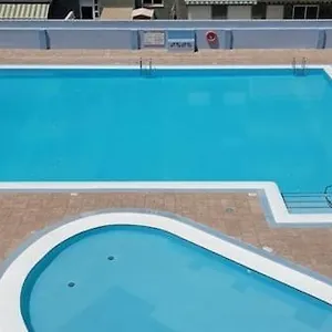 Bonito Estudio En Con Piscinas Apartamento